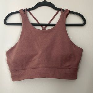 Vuori sports bra